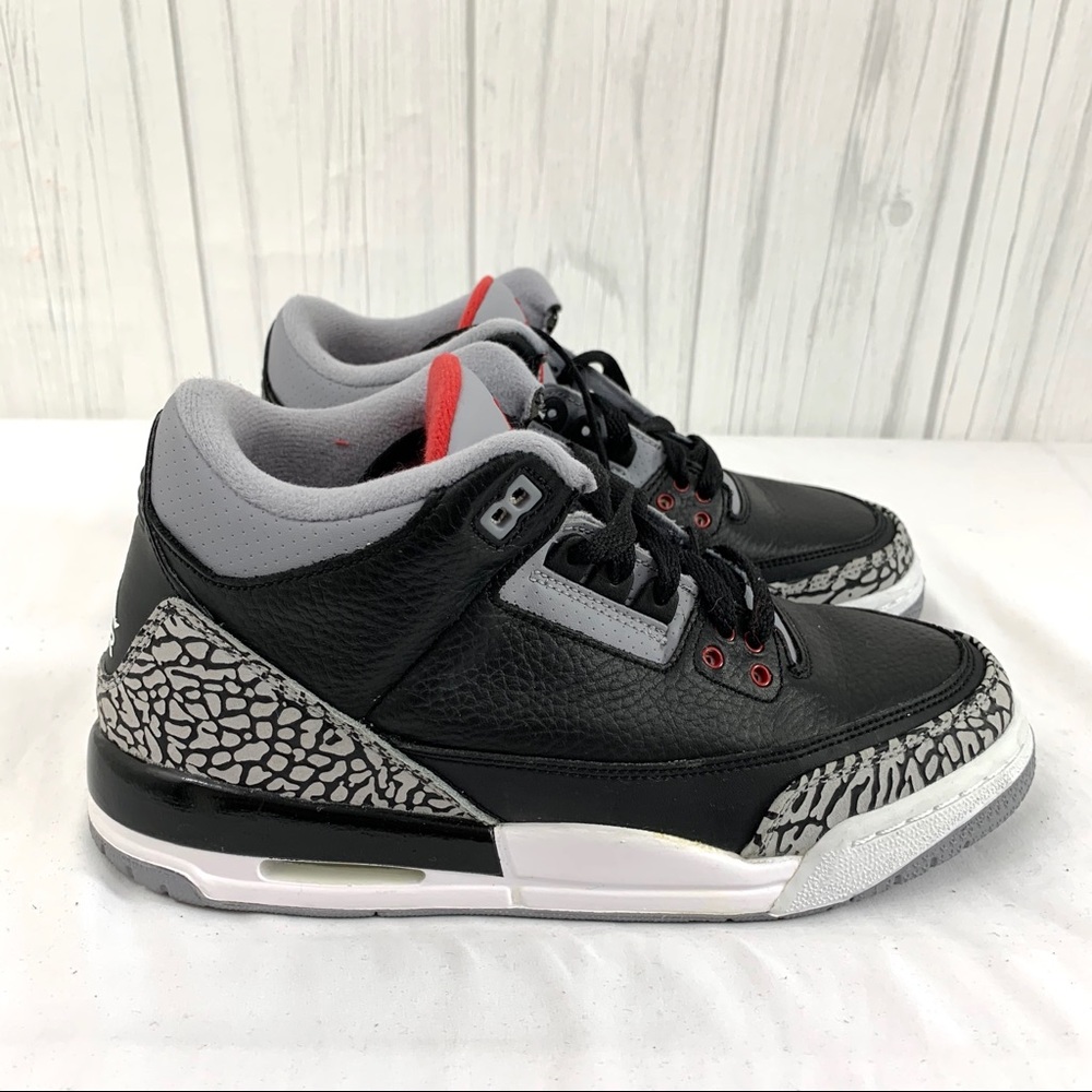 AIR JORDAN 3 RETRO GS CEMENT 2011  YOUTH SIZE 6Y